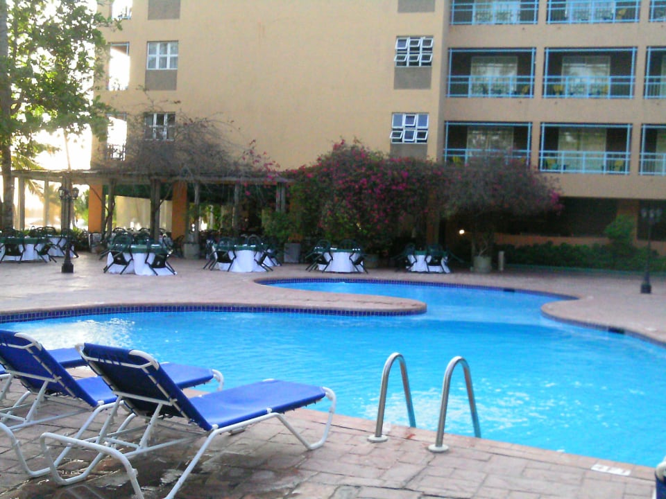 Großer Pool whala!boca chica