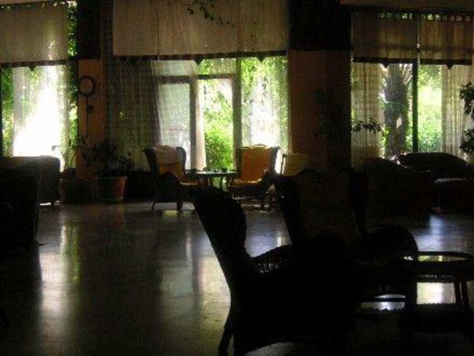 Hotelhalle zur Mittagszeit Hotel African Queen