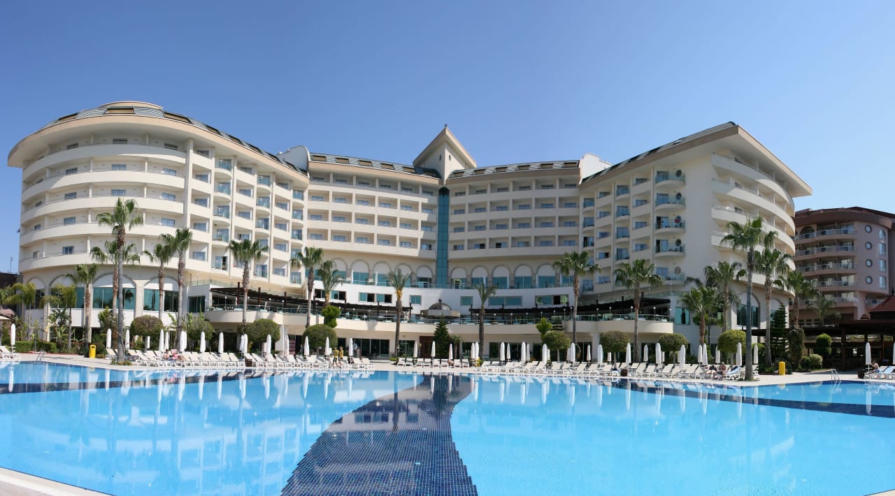 Hotel seen from the main pool area Saphir Resort & Spa