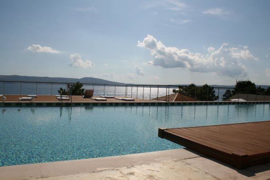 Aussicht vom Pool Wyndham Grand Novi Vinodolski Resort - The View & Family Apartments