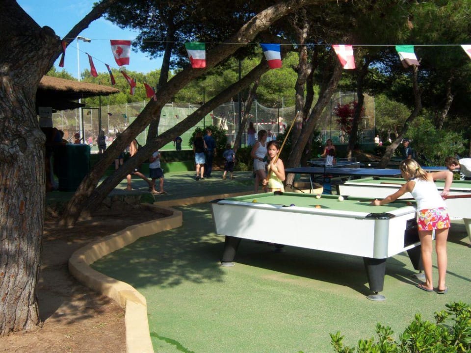 Billardtische Aussenanlage Iberostar Waves Club Cala Barca