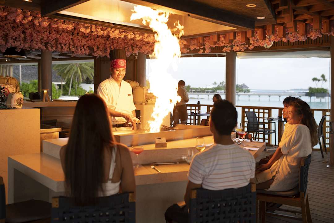 Gastro Outrigger Maldives Maafushivaru Resort