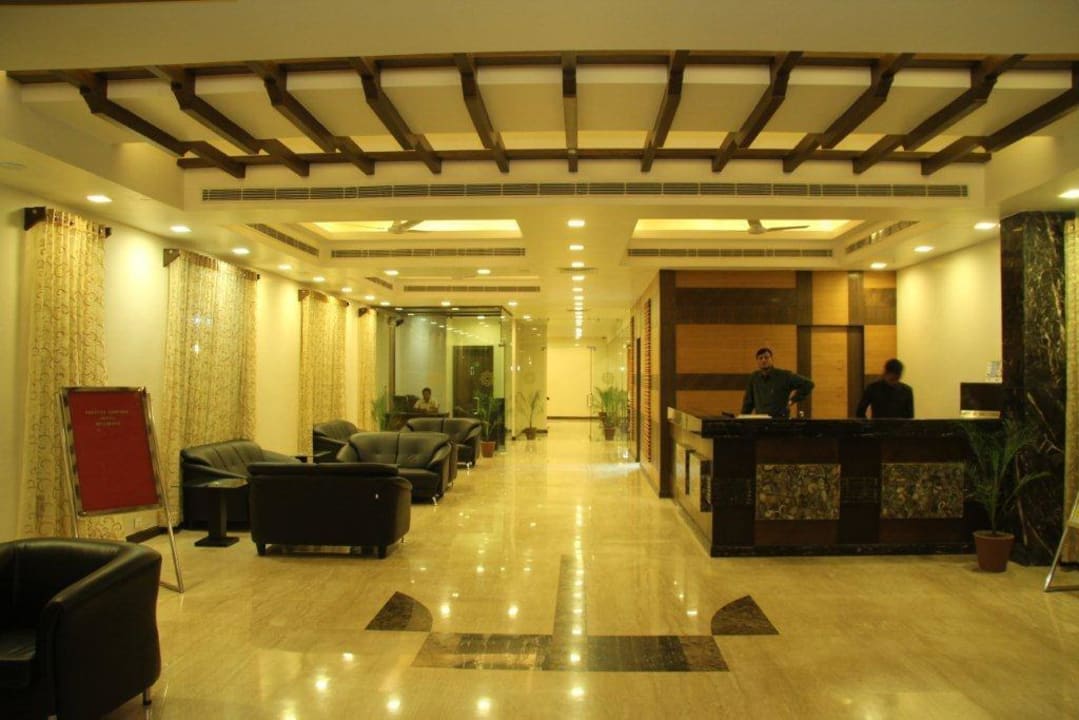 Reception Hotel Amantra Comfort