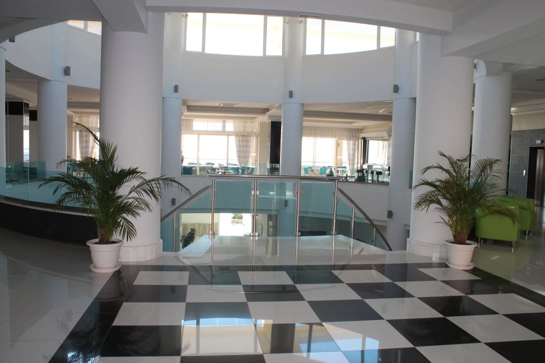 Lobby i recepcja Grand Blue Beach Hotel