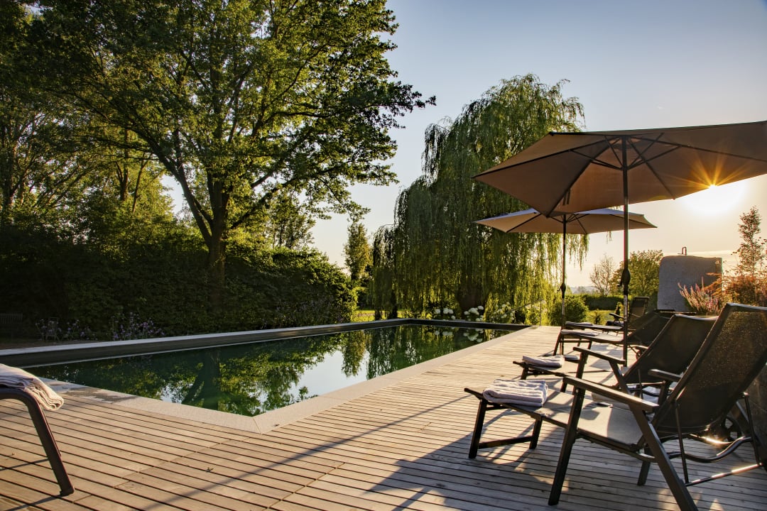 Pool Hotel Quellenhof