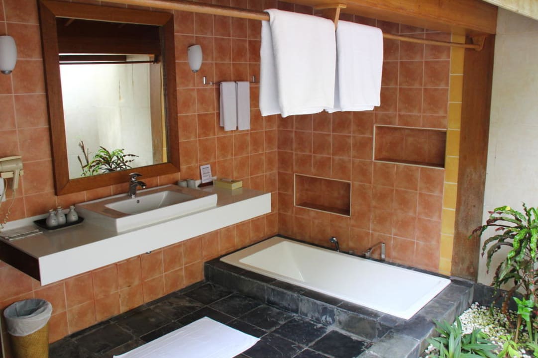 Badezimmer NH Collection Maldives Reethi Resort