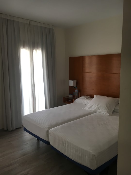 Zimmer TRYP Ciudad de Alicante Hotel