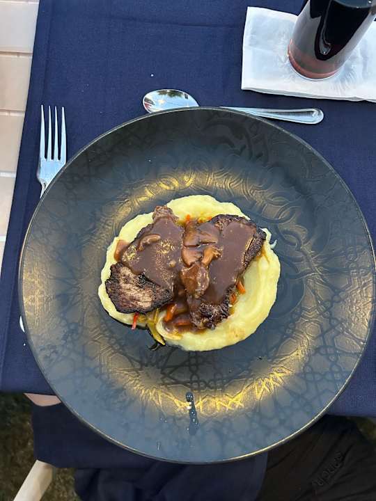 Strand Side Story Resort & Spa