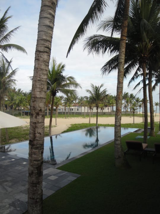 Eigener Pool bei der Villa Four Seasons The Nam Hai, Hoi An, Vietnam