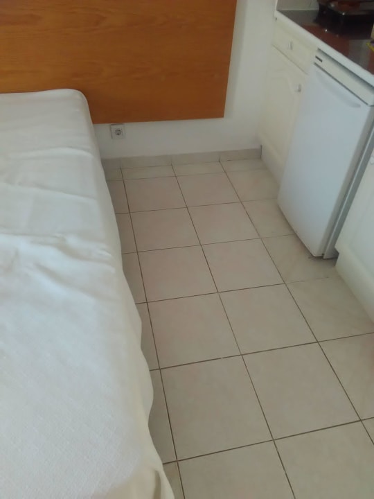 Bett an der Küche Monica Isabel Beach Club