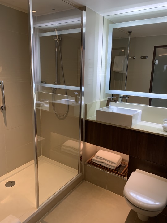 Zimmer Hotel Courtyard by Marriott Cologne