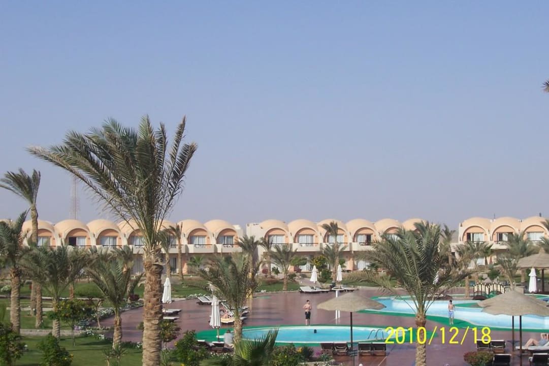 Beheizter Pool Three Corners Sea Beach Resort