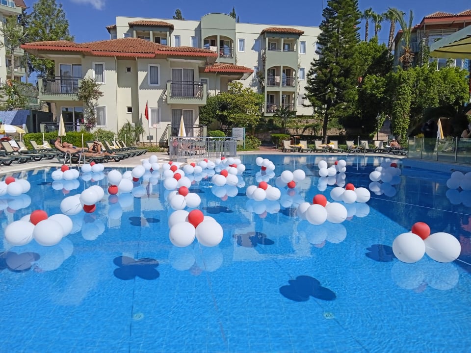 Pool Hotel Gardenia Beach