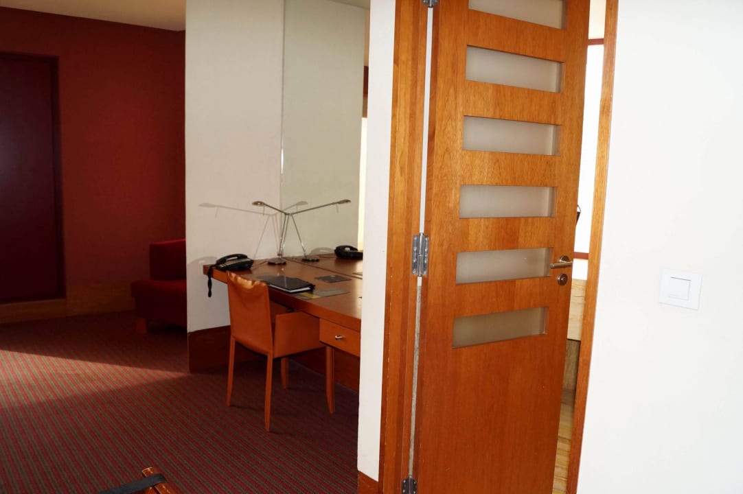 Zimmer und deren Ausstattung Hotel Melia Bilbao