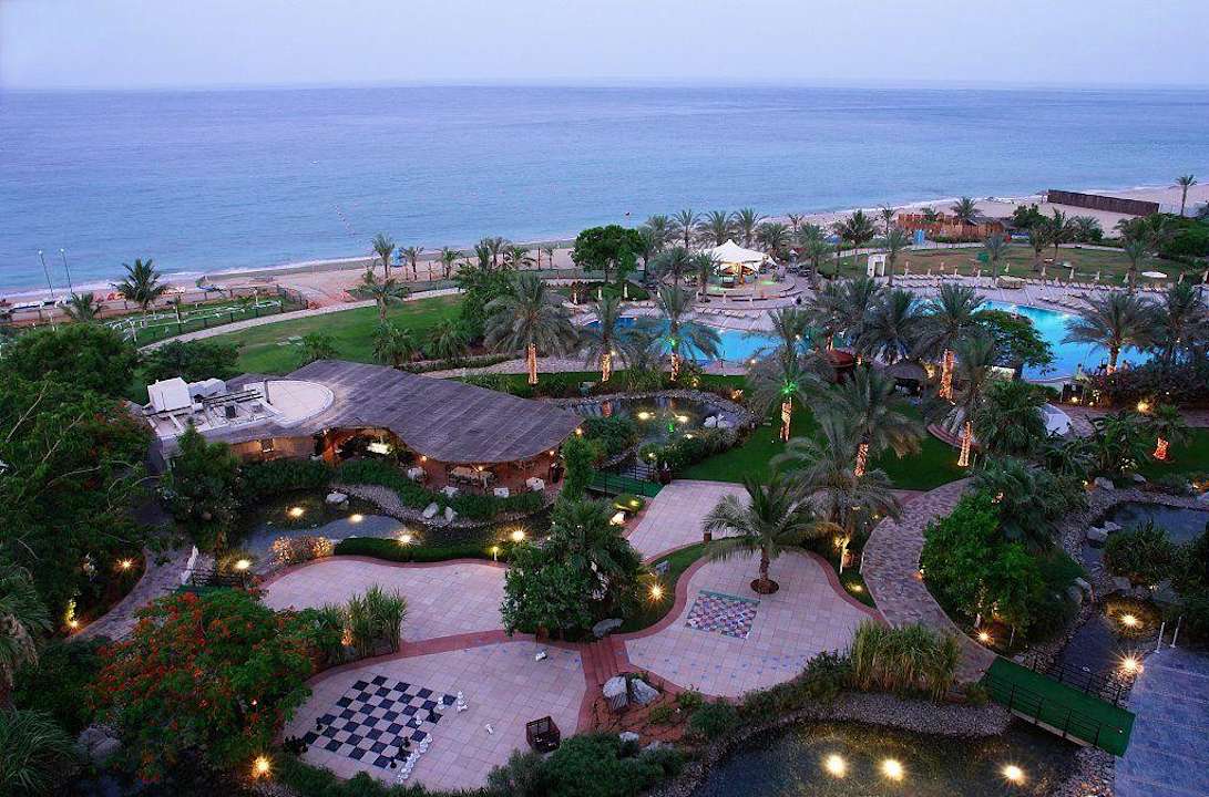 Garten Hotel Le Meridien Al Aqah Beach Resort