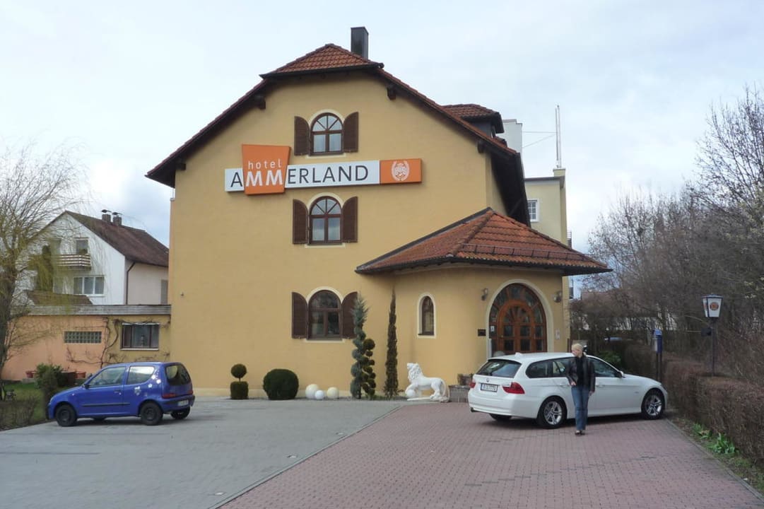 Hotel von aussen BLOCK Hotel & Living