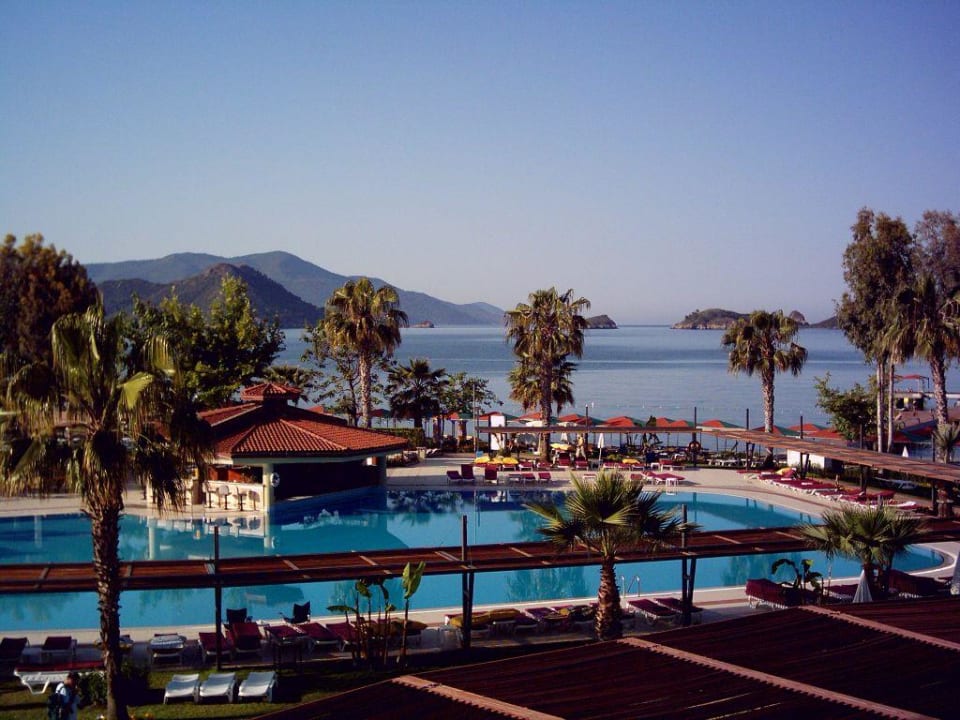 Wunderschöne Aussicht auf den Pool Club Tuana Fethiye