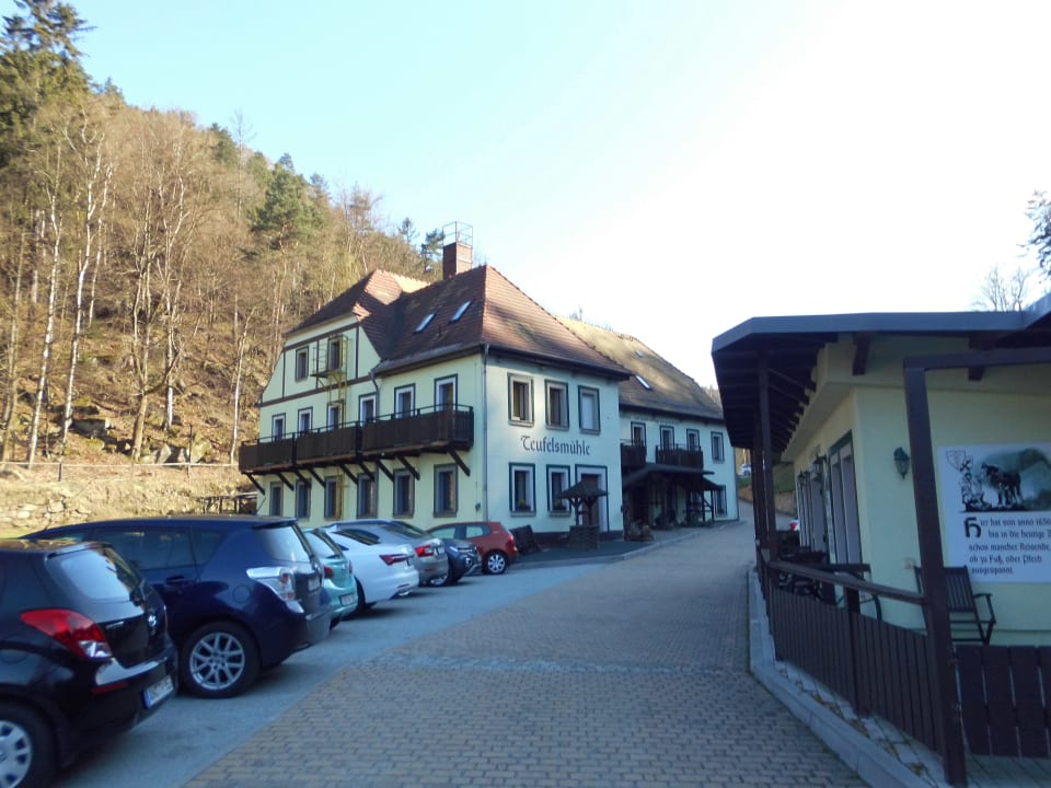 Außenansicht Gasthof & Hotel Teufelsmühle