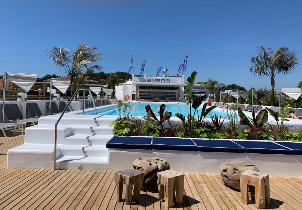 Pool Gran Hotel Flamingo