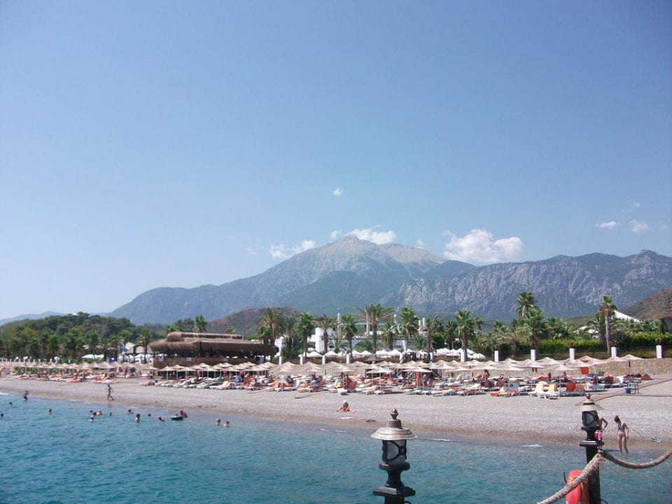 Strand  Emelda Sun Club