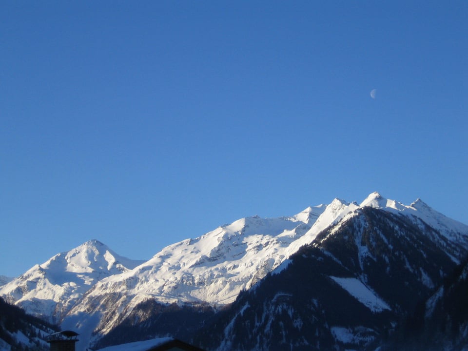 Bei diesem Ausblick kann man doch nur Entspannen Salzburgerhof Rauris