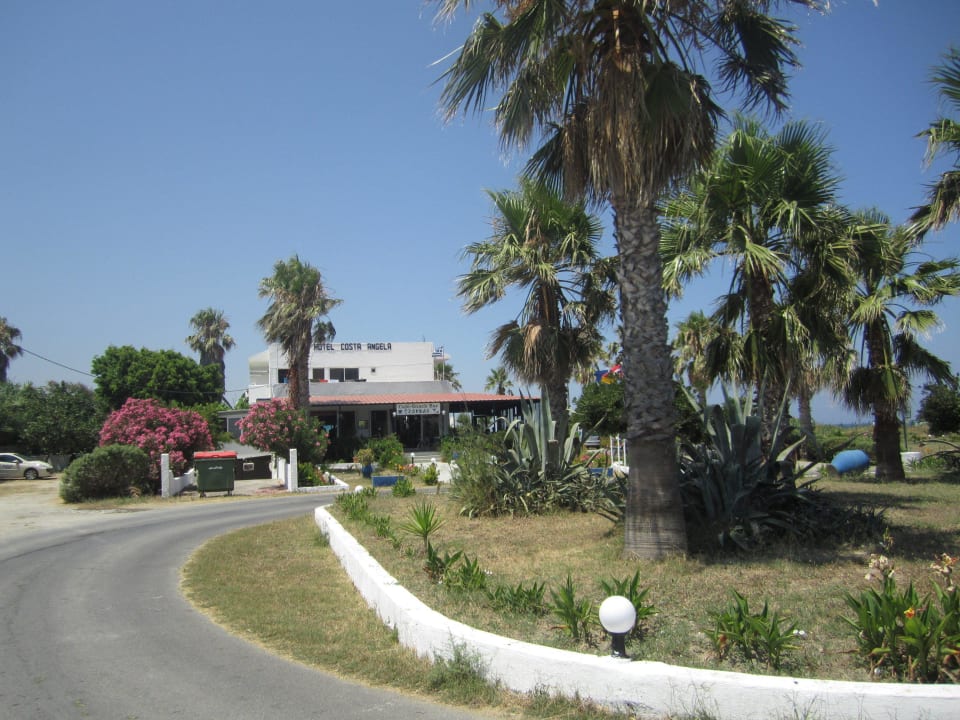 Anfahrt und Bushaltestelle Costa Angela Seaside Resort