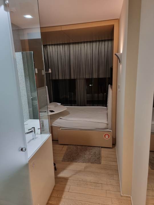 Zimmer Sound Garden Hotel Airport