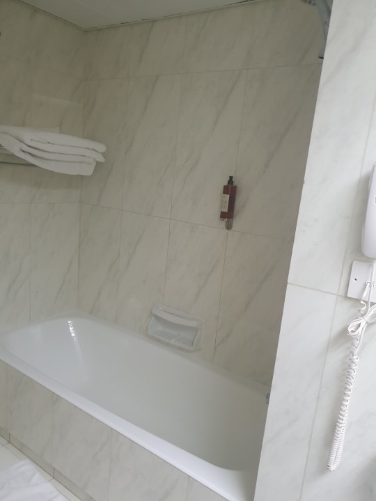 Zimmer The Golden Coast Beach Hotel