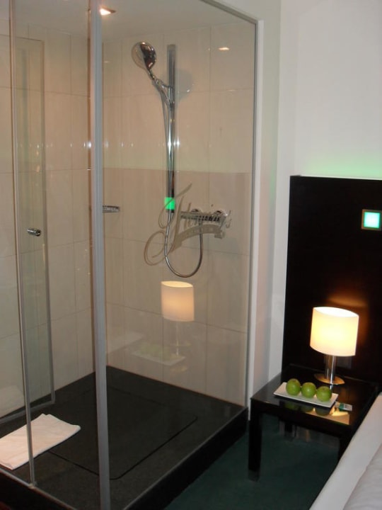 Dusche  Flemings Hotel München-City