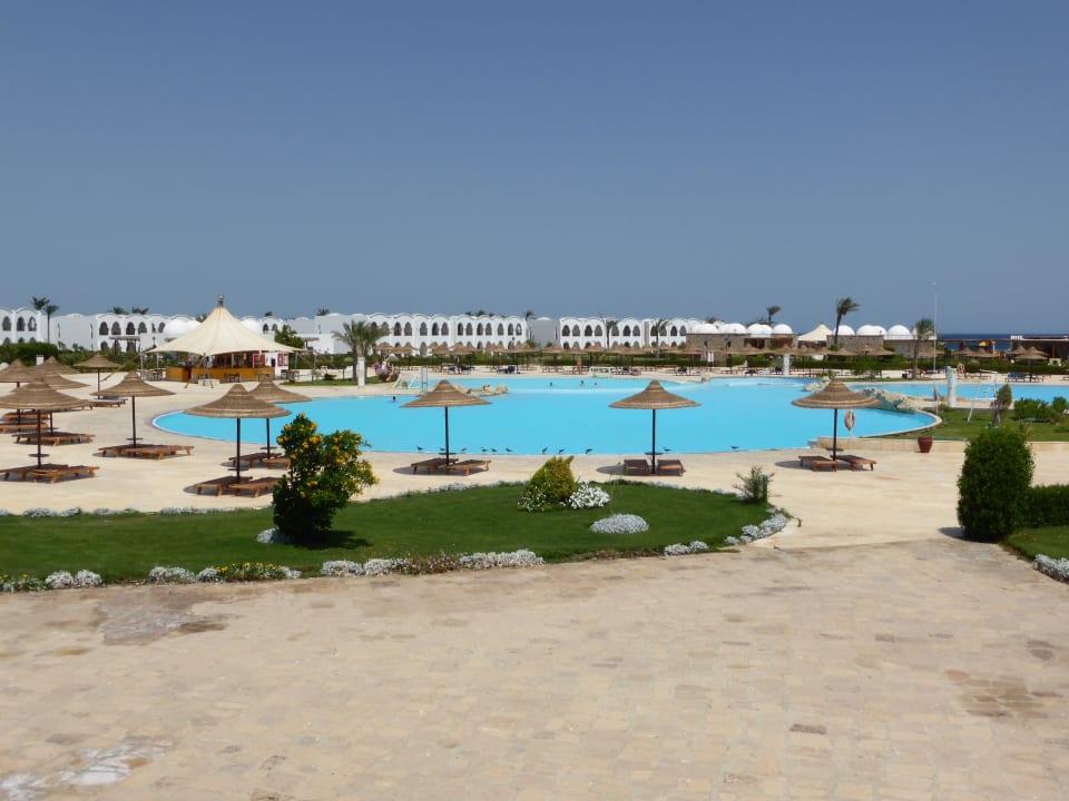 Riesige Poollandschaft Hotel Gorgonia Beach Resort