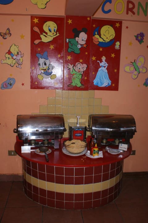 Kinderecke beim Essen Giftun Azur Resort