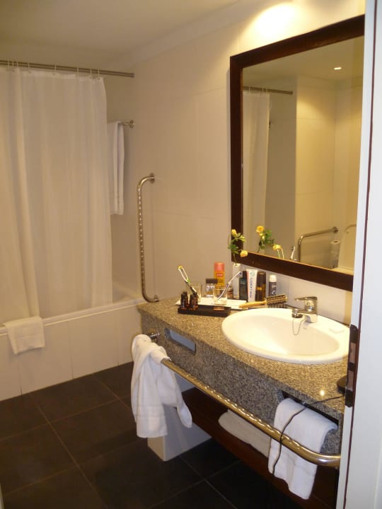 Bad Standard-Doppel-Zimmer Nr. 221 PortoBay Falésia