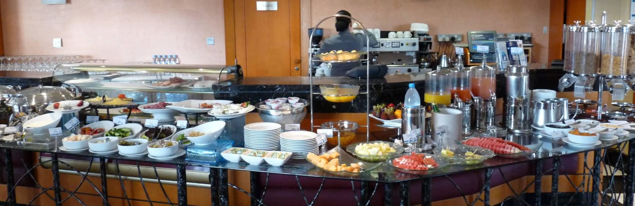 Frühstücksbuffet J5 Rihab