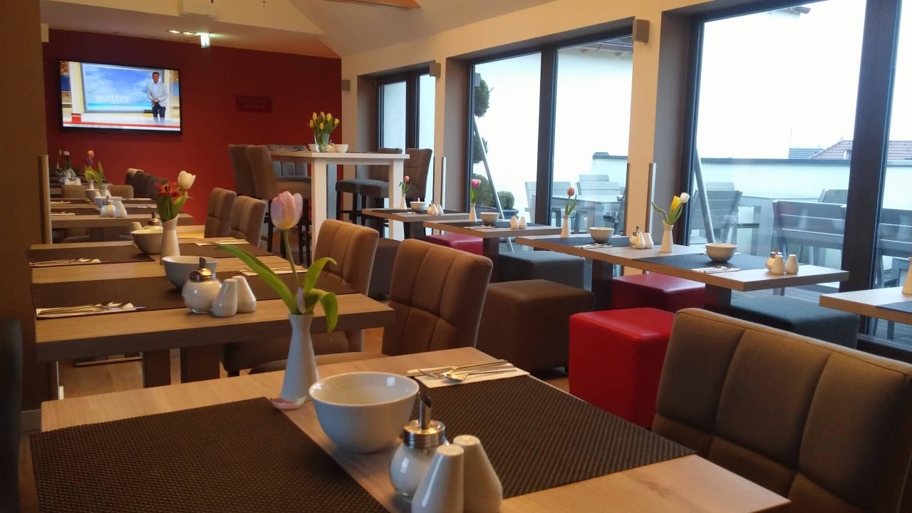 5. Stock... Hotel Gideon