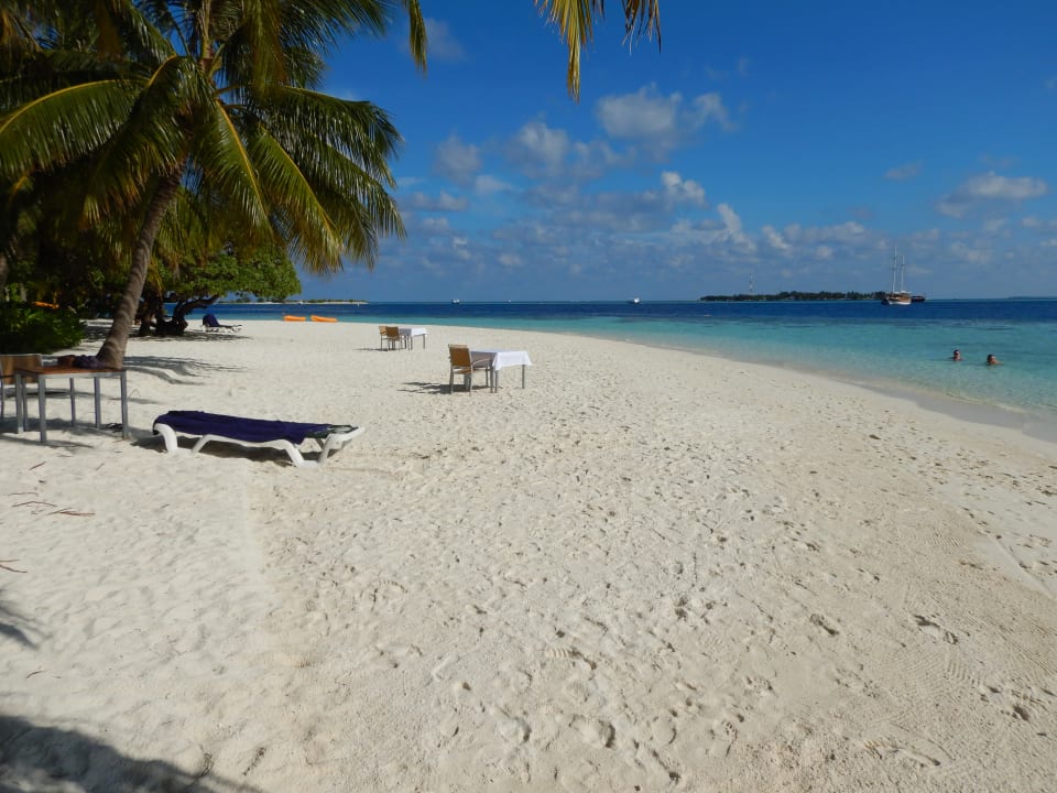 Strand Vilamendhoo Island Resort & Spa