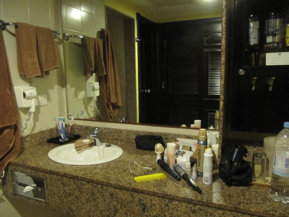 Bad Hotel Riu Tequila