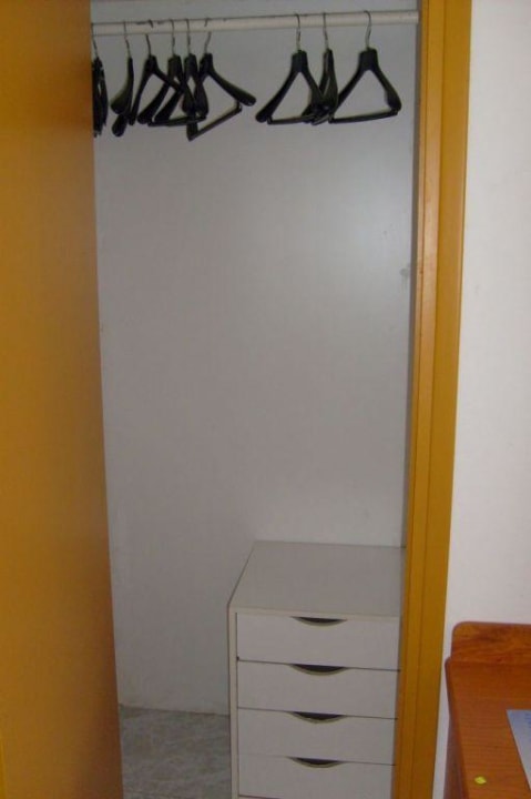 Schrank Hotel Osiris