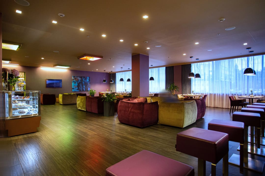 Lobby Domina Hotel Novosibirsk