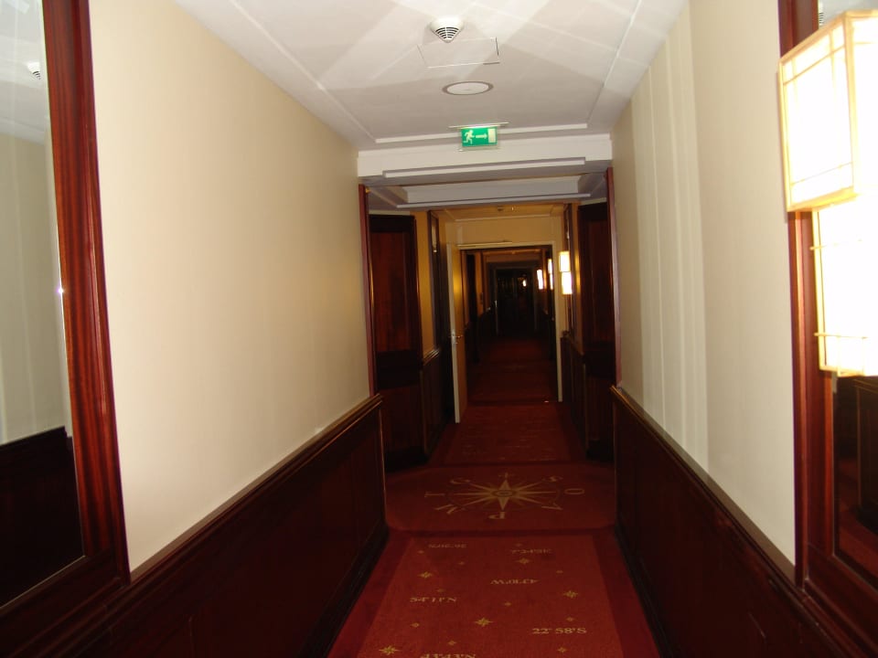 Flur Hotel Yachthafenresidenz Hohe Düne