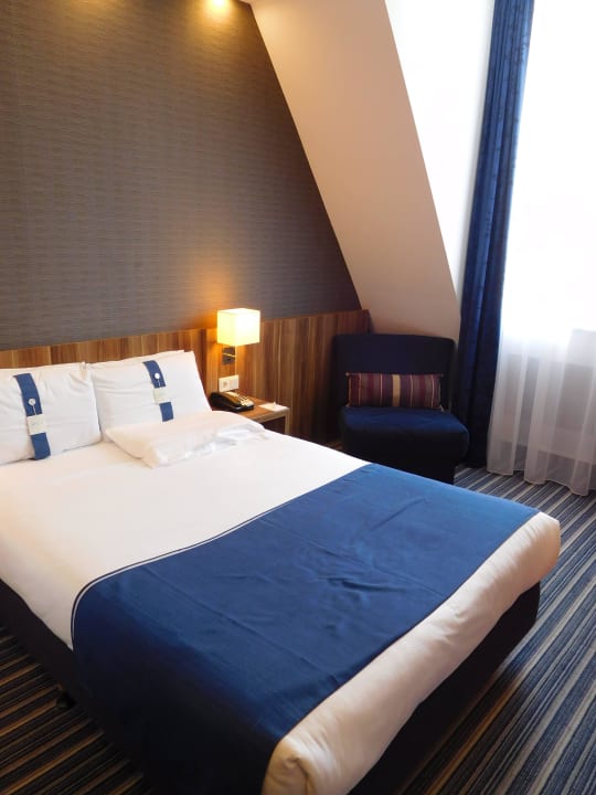 ZImmer Premier Inn Dresden City Zentrum