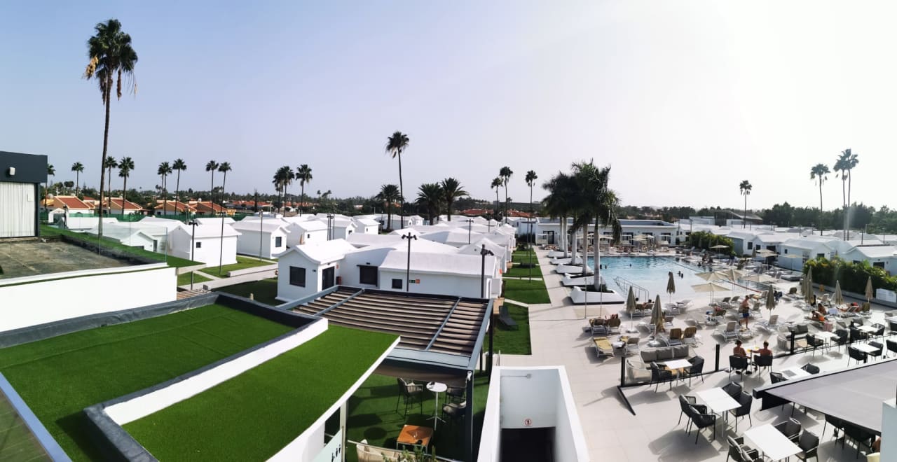 Pool Club Maspalomas Suites & SPA