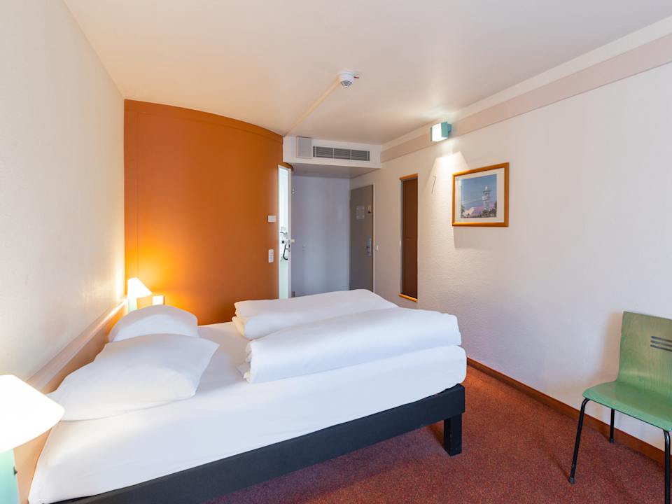 Zimmer B&B HOTEL Wuppertal-City