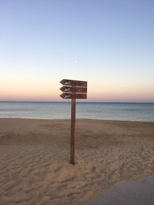 Strand The Breakers Diving & Surfing Lodge