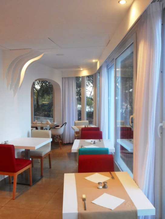 Restaurant (ehem. Oasis-Gelände) Grupotel Ibiza Beach Resort