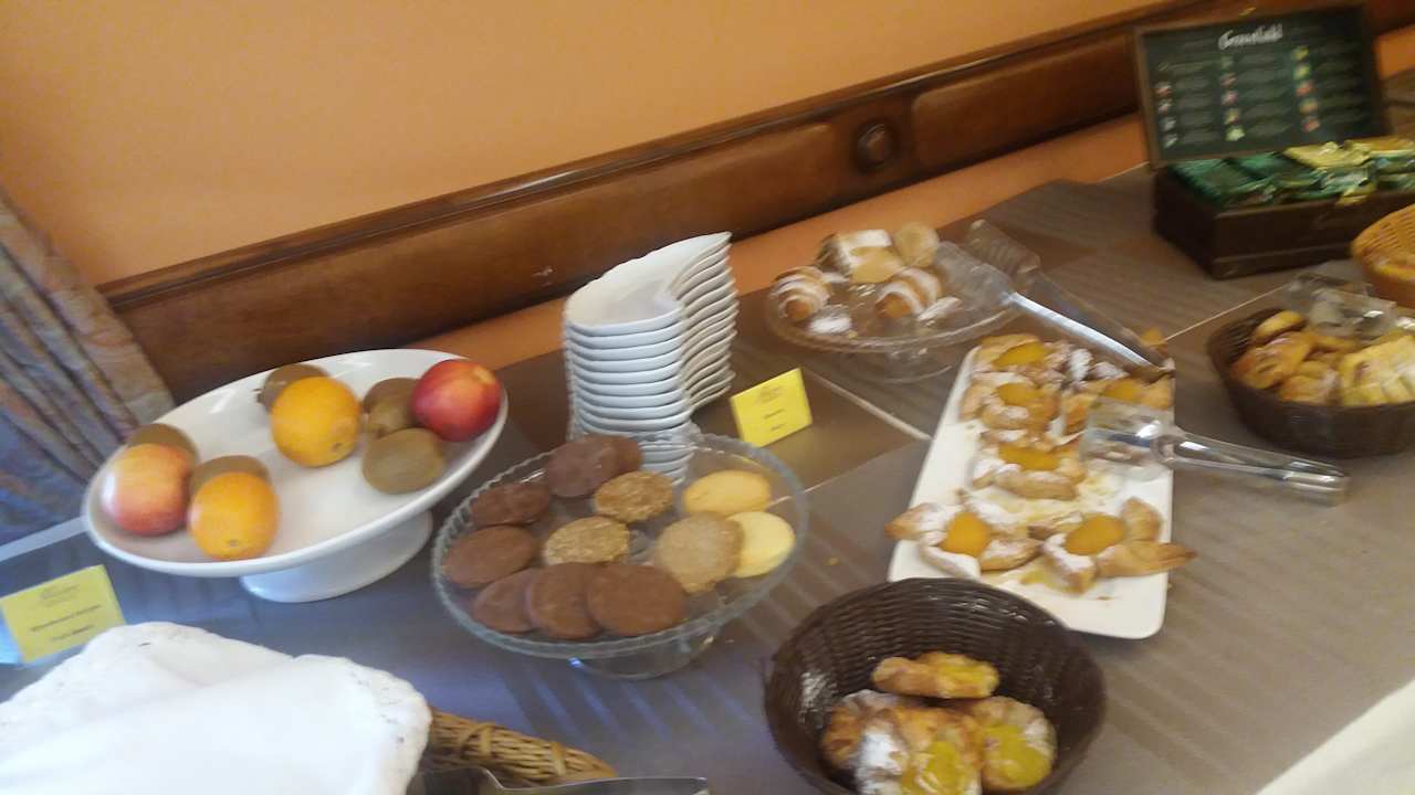 Frühstücksbuffet Hotel Volgograd