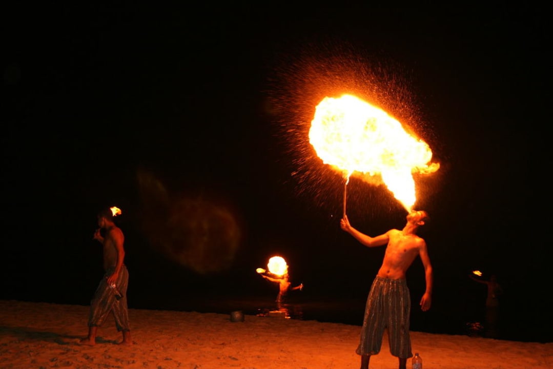 Feuerspeier am Strand TUI BLUE Manar