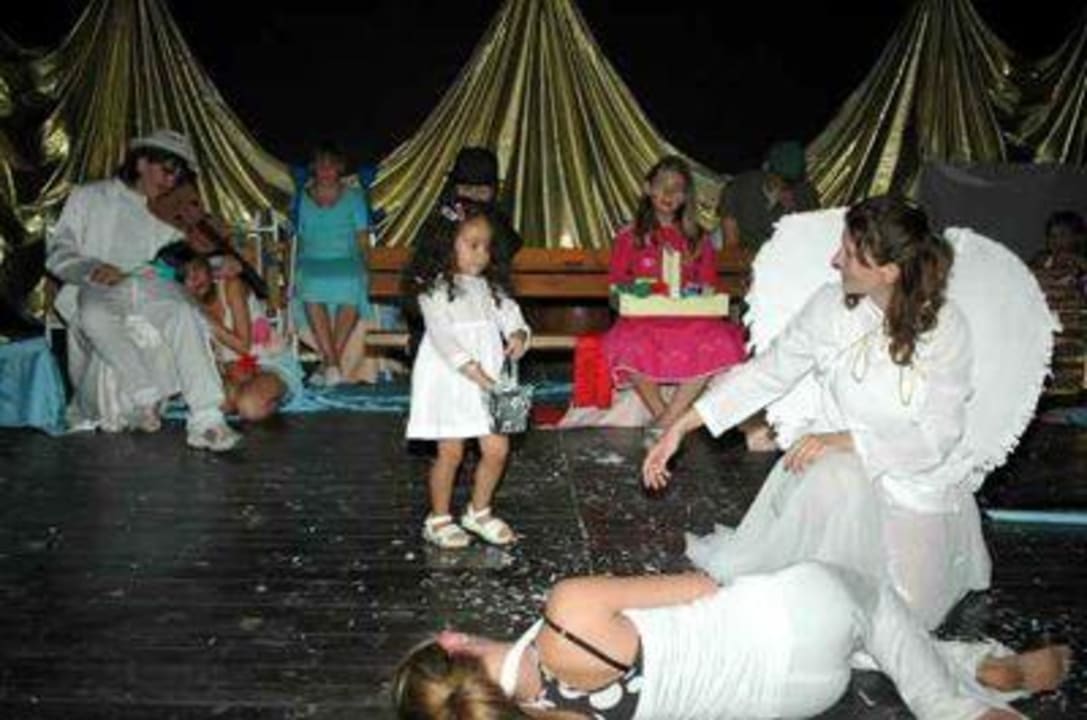 Mini Club Show Turunc Resort Hotel