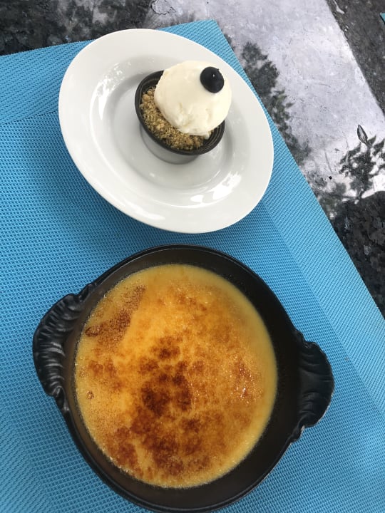 Gastro Outrigger Maldives Maafushivaru Resort