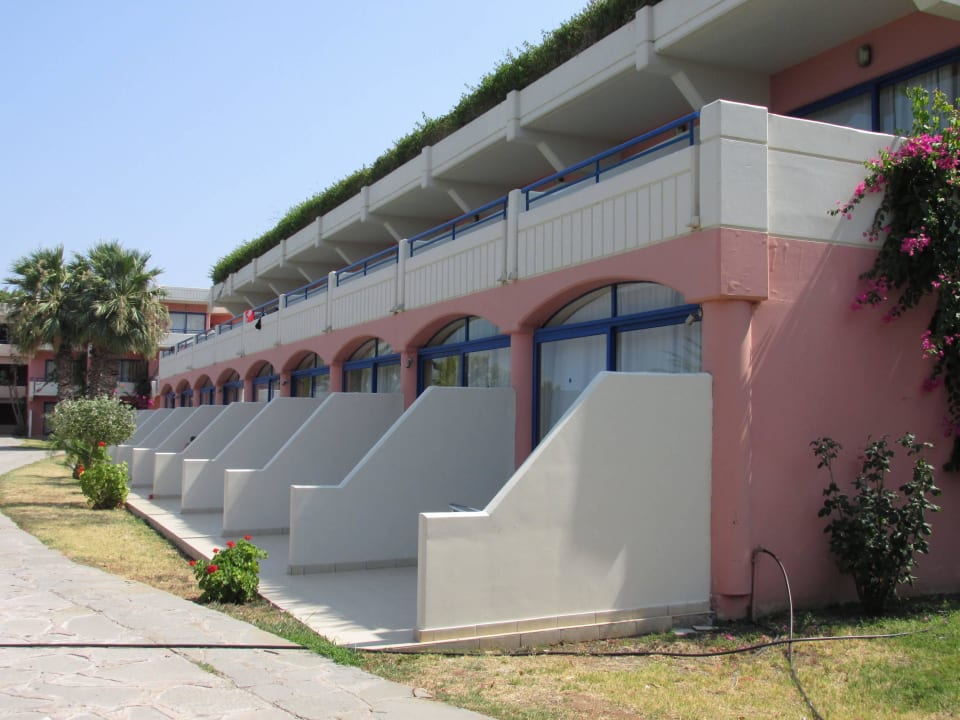 Nebengebäude Kresten Palace Hotel