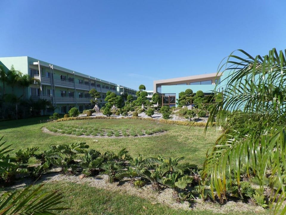 Schöner Garten Blue Lagoon Resort